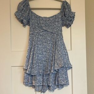 blue flower jumper, size medium, francesca’s, worn once